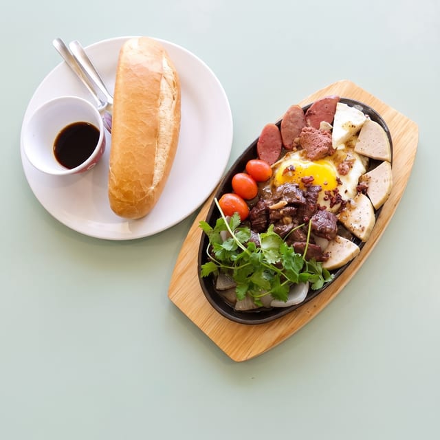 Bánh Mĩ Chảo.