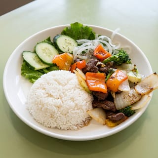 Cơm Bò Xào Lúc Lắc