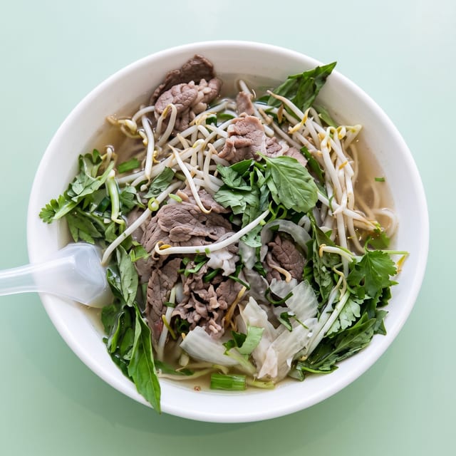 Phở Đặc Biệt.