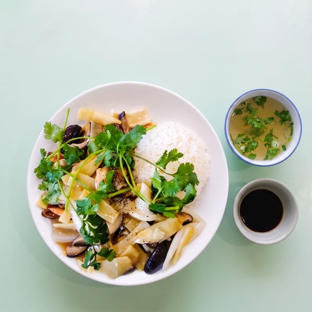 Cơm Xào Măng Nấm.